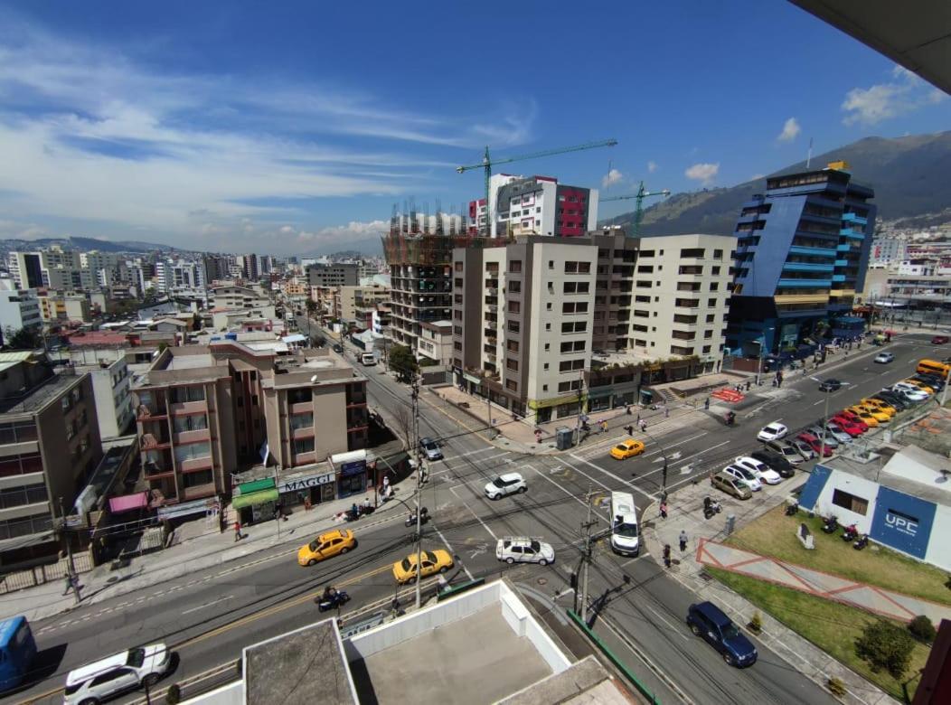 Val Hotel Santamaria Quito Exterior photo