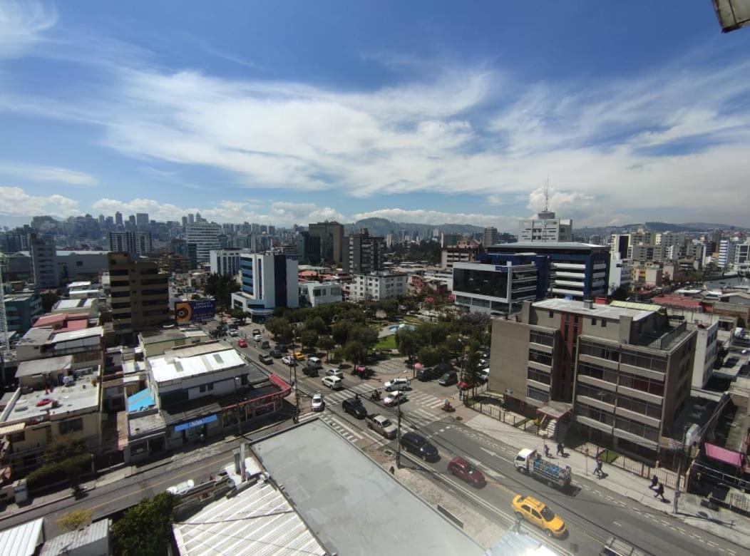 Val Hotel Santamaria Quito Exterior photo